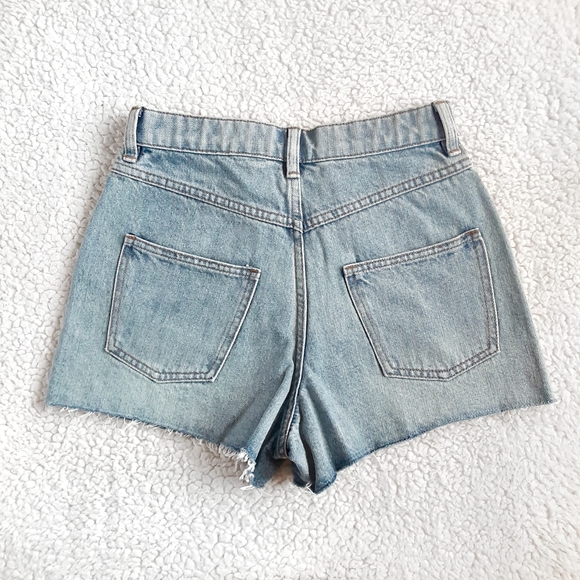 TOPSHOP High Rise Mom Jean Cut Off Denim Shorts Size Petite 4 - Picture 2 of 6